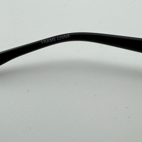 BCBGMAXAZRIA Demure Black Sunglasses Frames 54-17-135mm H13405 - Picture 6 of 8